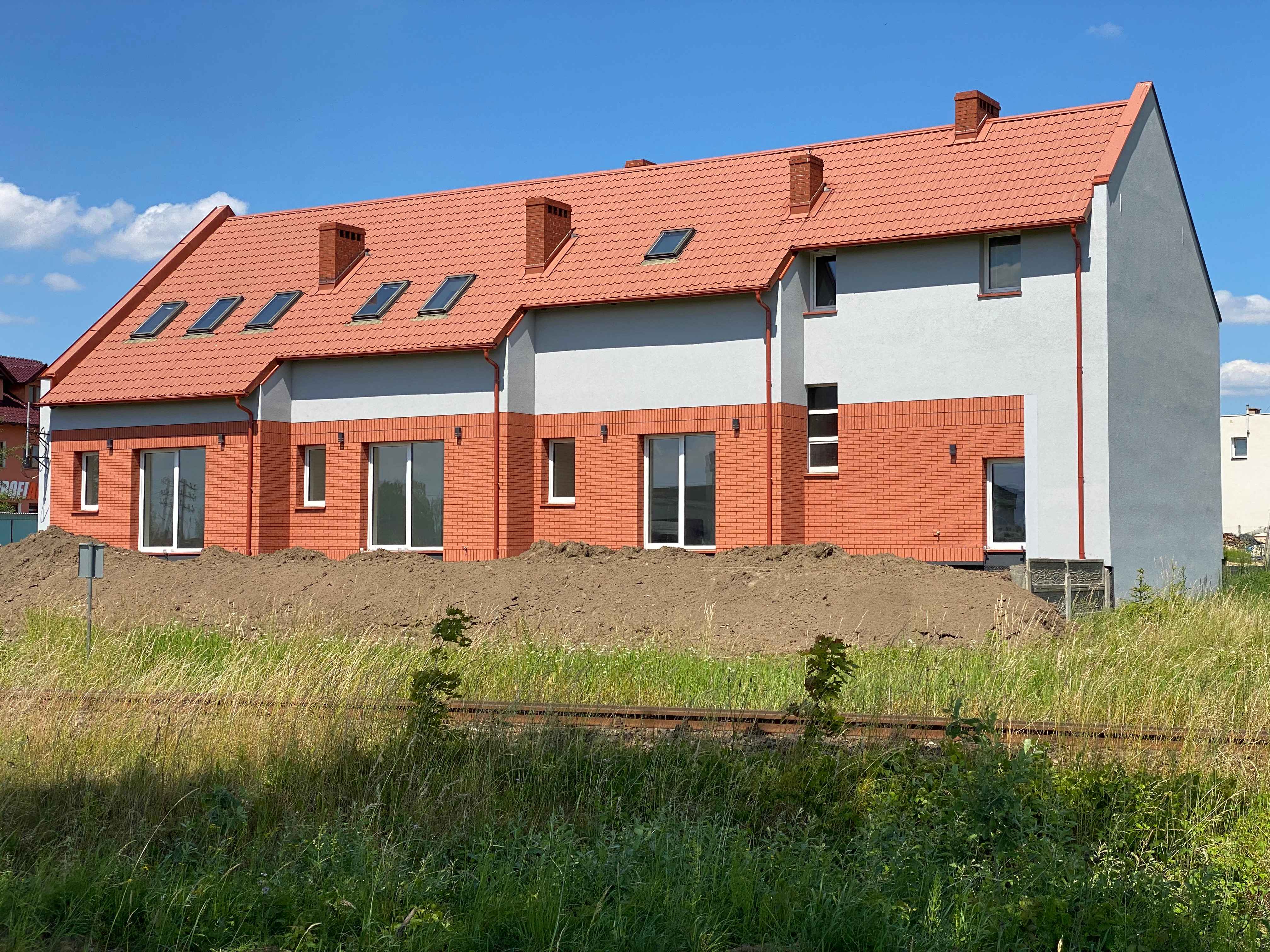 Tylnia elewacja budynku 1